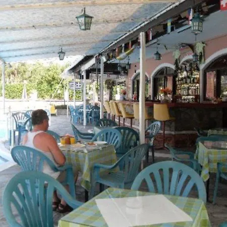 Maltezos Hotel 3*